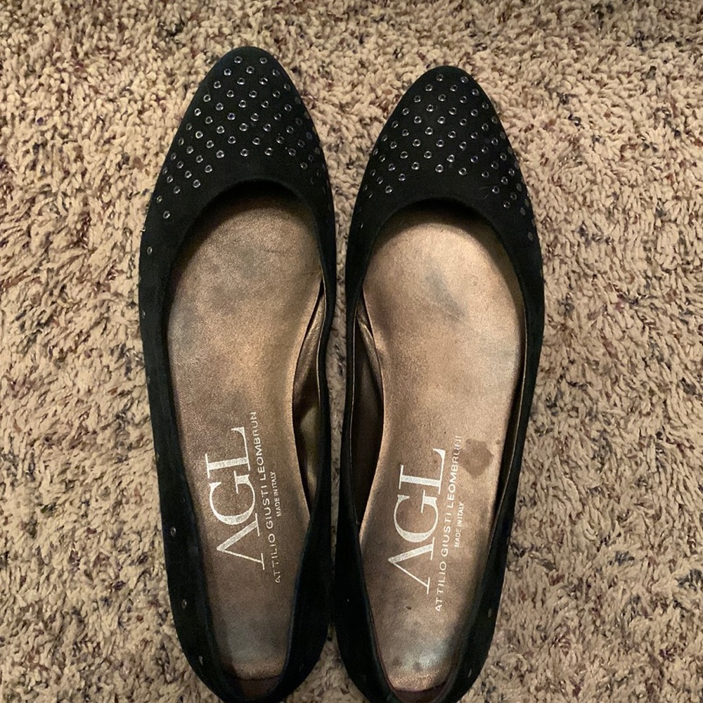 AGL Attilio Giusti Leombruni Suede Black Flats Size 11.